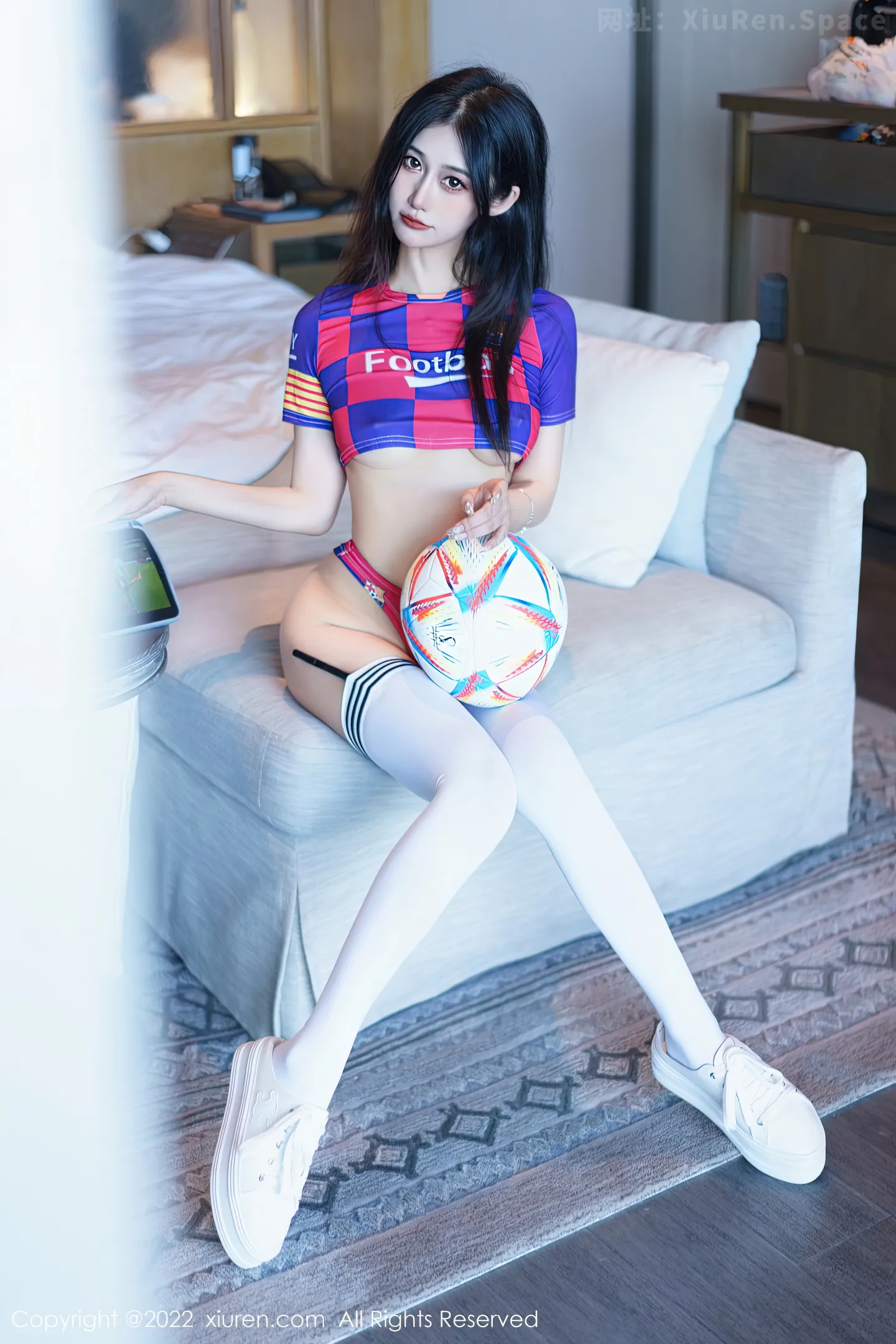 图片[5]-[XiuRen秀人网] 2023.05.04 VOL.6669 Niki可雅 黑色漆皮短裙与情趣内衣加黑丝美腿性感私房写真集-秀人网官方网站